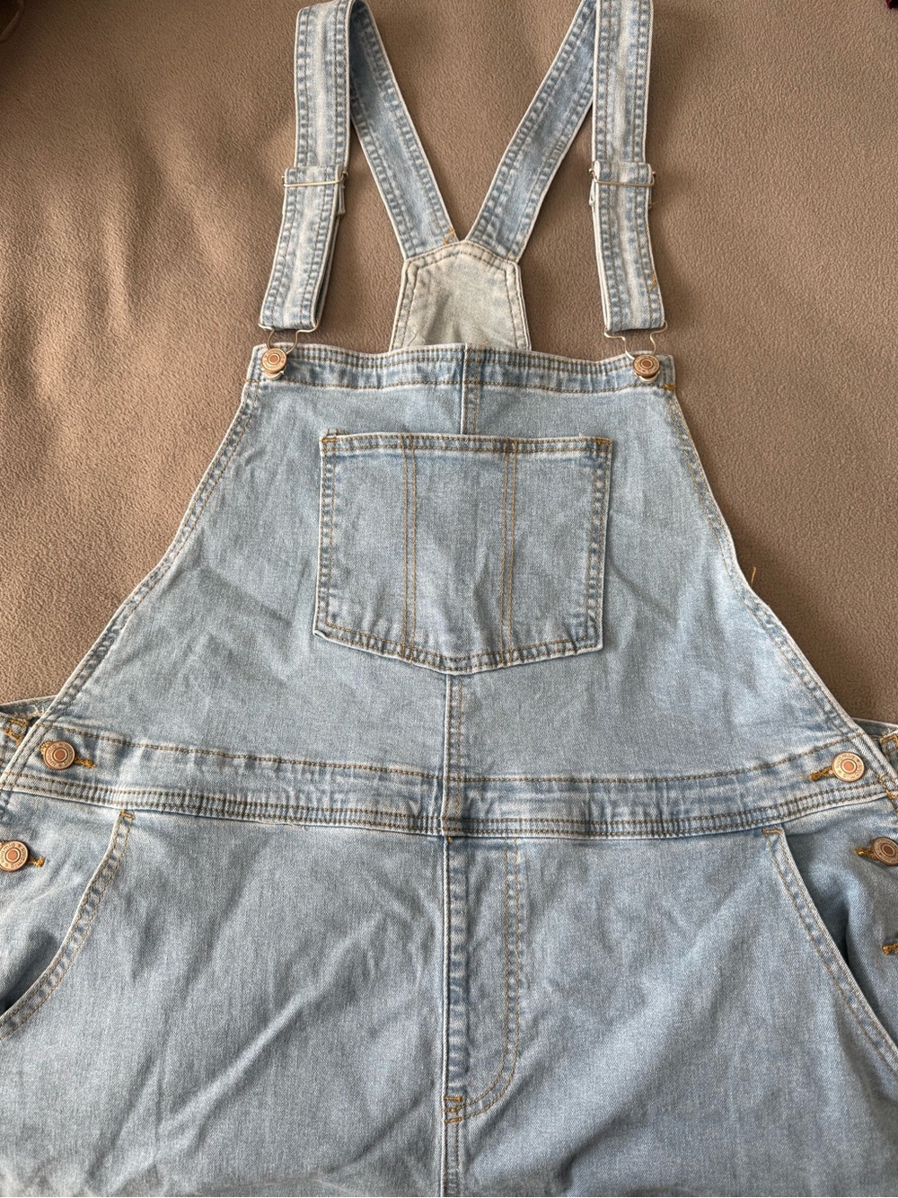 Light Wash Denim Overalls Jumpsuit - Women's Light Blue